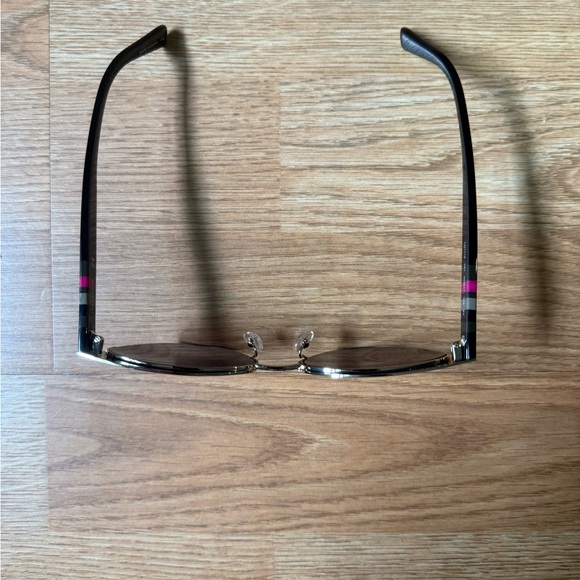 Longchamp Black Cat Eye Sunglasses with Gradient Lenses - Picture 5 of 10